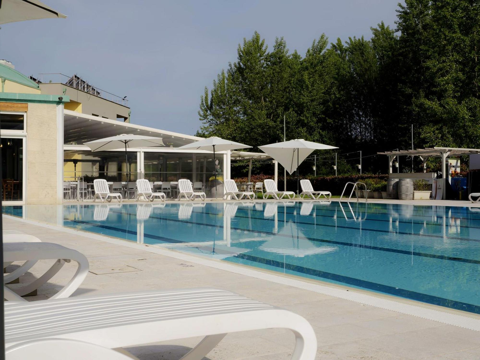 Hotel Arezzo Asc Exterior photo